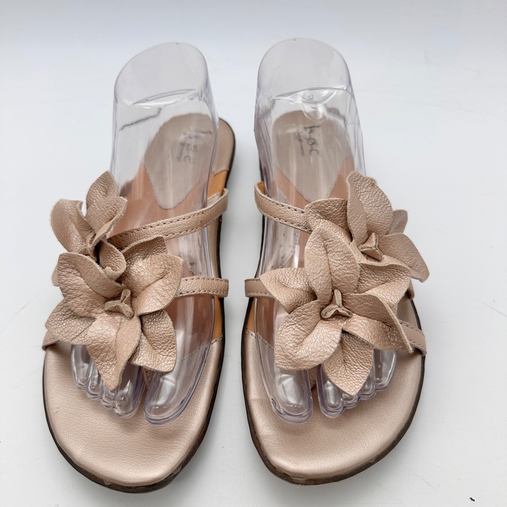 BOC Born Concept Thong Sandals Floral Champagne Gold Metallic 9M BC9350